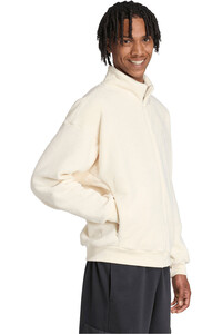 adidas sudadera hombre FUTURE ICONS LOGO MARRON vista detalle
