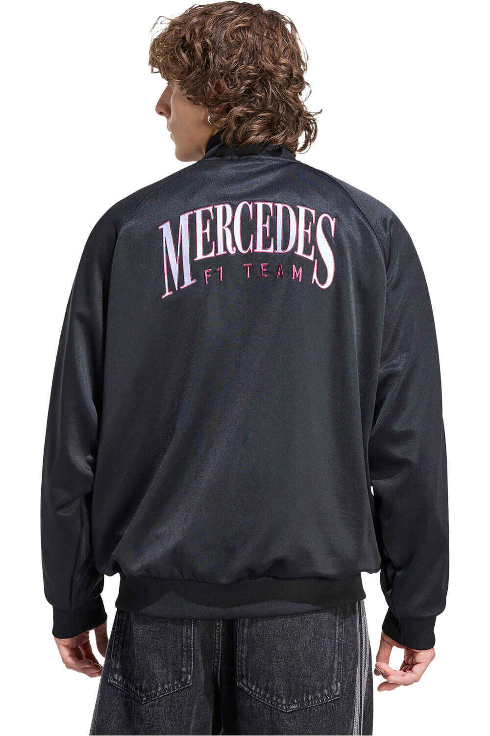 adidas sudadera hombre MERCEDES - AMG PETRONAS FORMULA ONE TEAM LAS VEGAS ROSA vista trasera