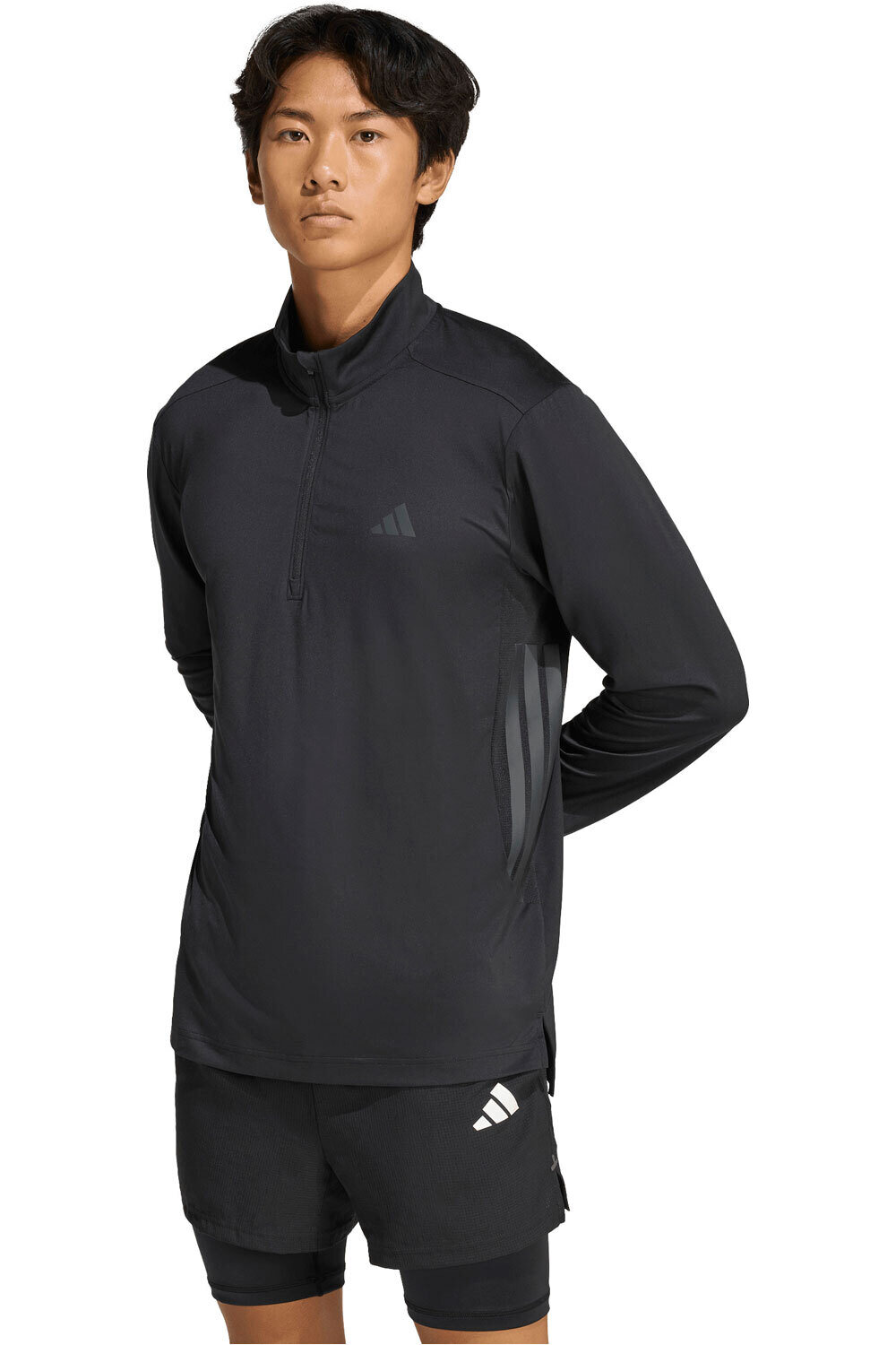 adidas sudaderas deportivas mujer TECH ESSENTIALS WORKOUT 1/4 ZIP NEGRO vista frontal