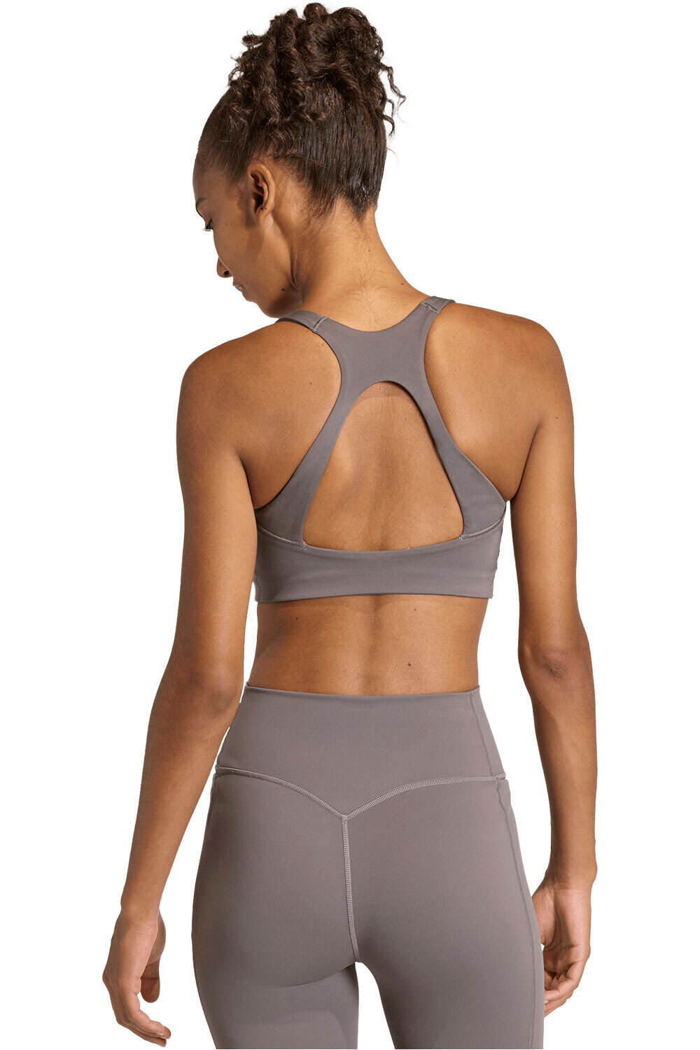 adidas sujetadores deportivos OPTIME WORKOUT MEDIUM SUPPORT MORADO vista trasera