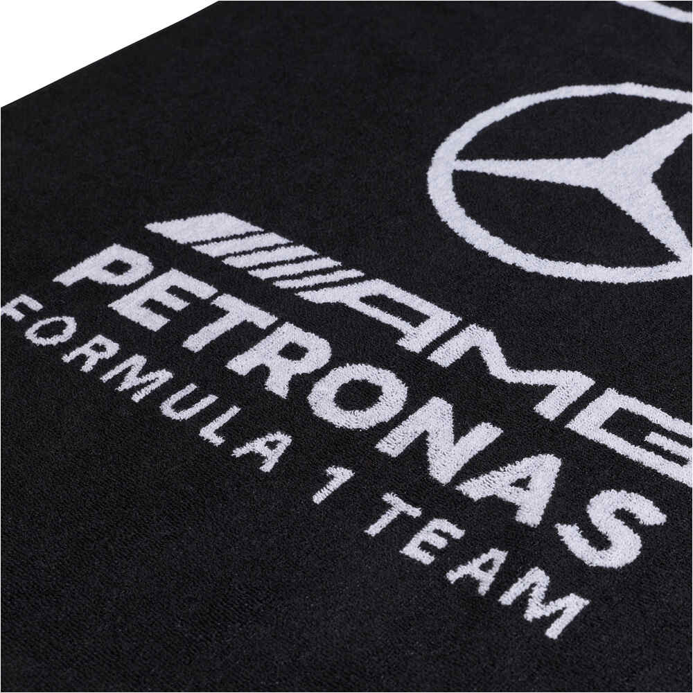 adidas toallas playa MERCEDES AMG PETRONAS FORMULA 1 TEAM NEGRO 01
