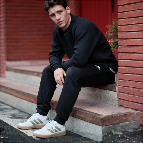 ADIDAS COURTBLOCK
