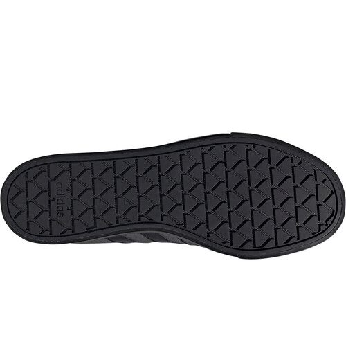 ADIDAS DAILY 4.0 negro
