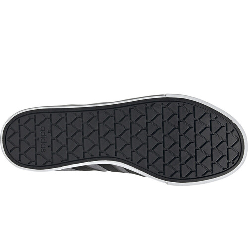 ADIDAS DAILY 4.0 gris