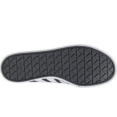 ADIDAS DAILY 4.0 gris