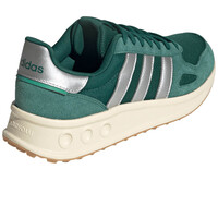 adidas zapatilla moda hombre RUN 84 VERDE vista trasera