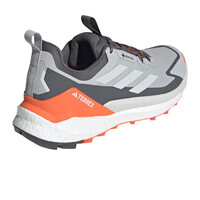 adidas zapatilla trekking hombre TERREX FREE HIKER 2 LOW GORE-TEX GRIS vista trasera