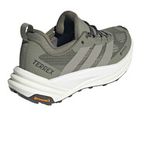 adidas zapatilla trekking hombre TERREX FREE HIKER 3 LOW VERDE vista trasera