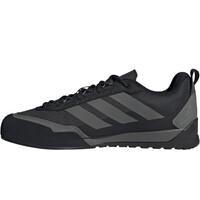 adidas zapatilla trekking hombre TERREX SKYCHASER SOLO 3 NEGRO puntera