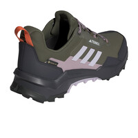 adidas zapatilla trekking mujer TERREX AX4 GORE-TEX VERDE vista trasera