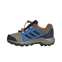 adidas zapatilla trekking niño TERREX GORE-TEX AZUL puntera