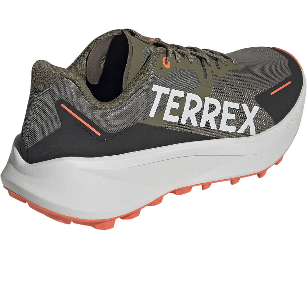 adidas zapatillas trail hombre TERREX AGRAVIC 3 VERDE vista trasera