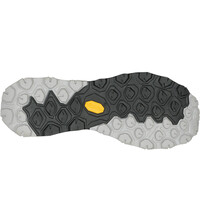 Aku bota trekking mujer FLYROCK MID GORE-TEX NEGRO vista trasera