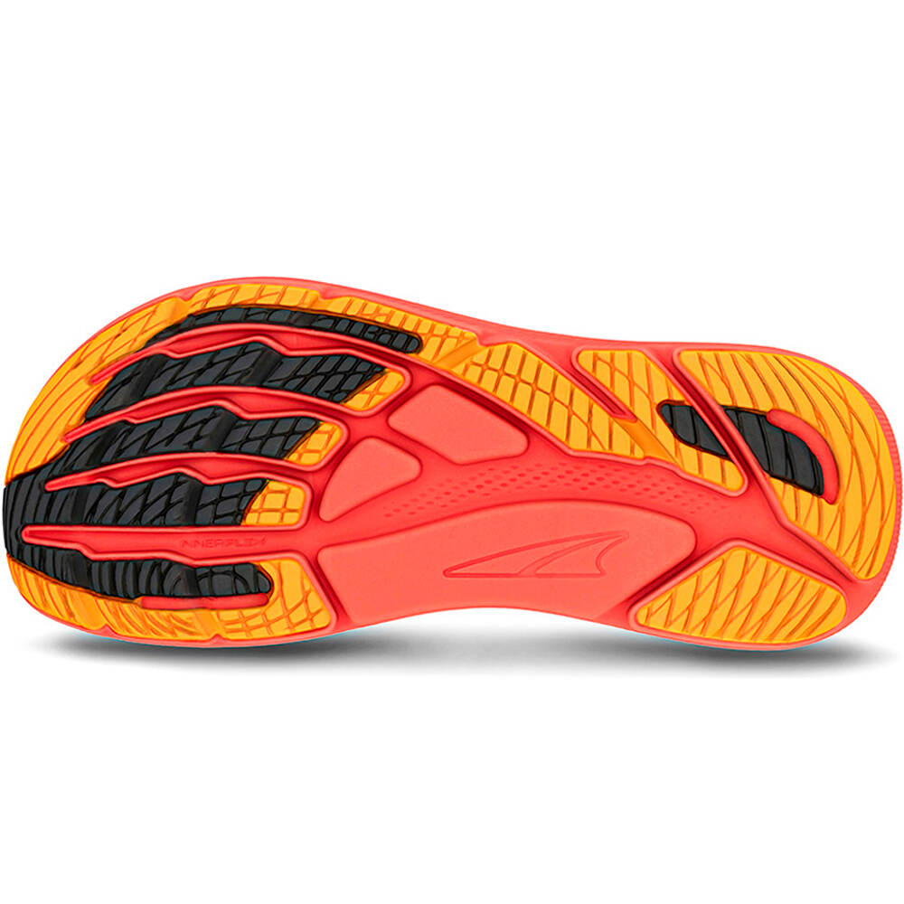 Altra zapatilla running hombre FWD VIA NEGRO vista trasera