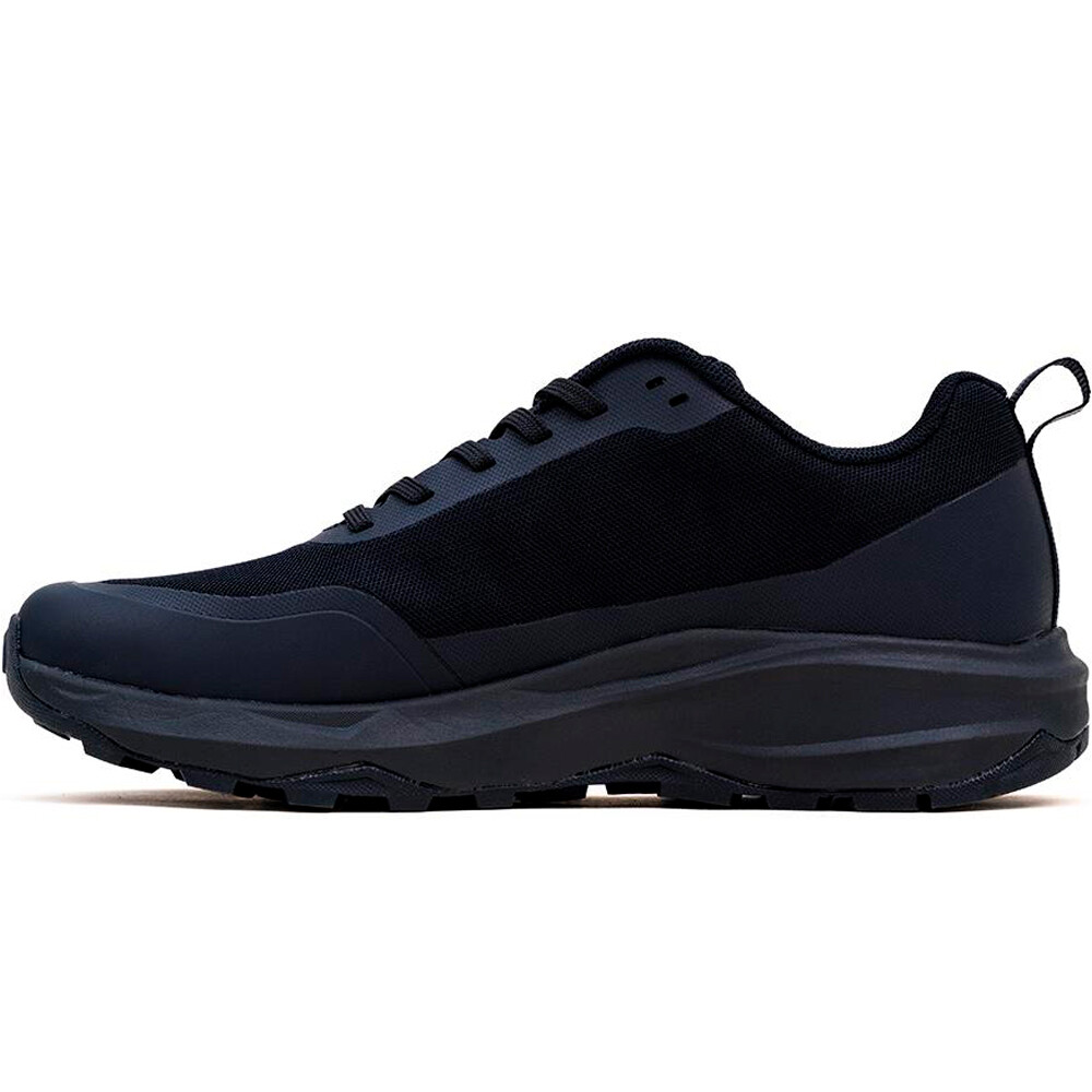 Altus zapatilla trekking hombre GRATAL NEGRO vista trasera