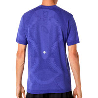 Asics camiseta técnica manga corta hombre ROAD SEAMLESS AZUL vista trasera