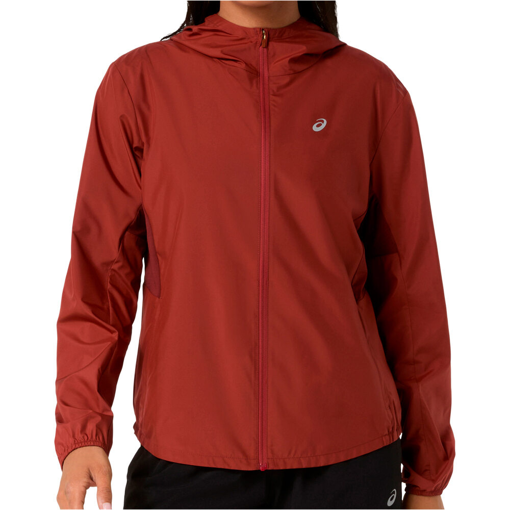 Asics CHAQUETA RUNNING MUJER ASICS CORE JACKET ROJO vista frontal