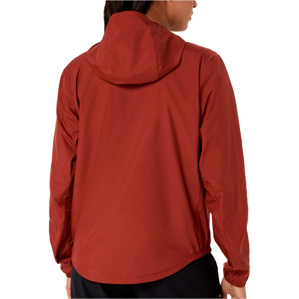 Asics CHAQUETA RUNNING MUJER ASICS CORE JACKET ROJO vista trasera