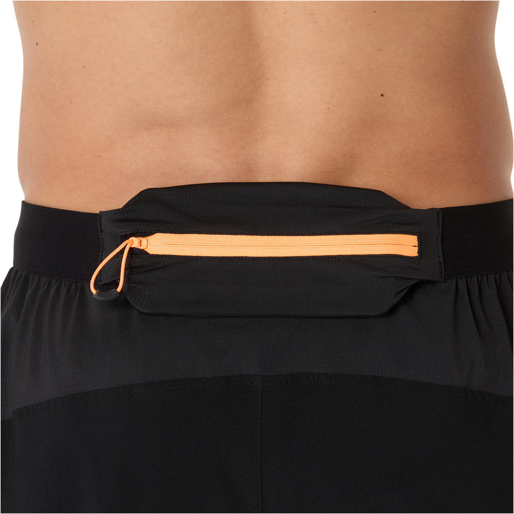 Asics pantalón running hombre FUJITRAIL ALL OVER PRINT NEGRO 05