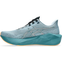 Asics zapatilla running hombre NOVABLAST 6 LITE-SHOW GRIS puntera