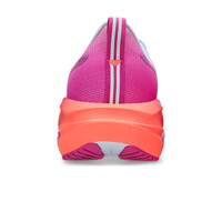 Asics zapatilla running mujer NOVABLAST 5 GRIS vista trasera