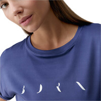 Born Living Yoga camiseta manga corta mujer AZAMI AZUL vista detalle