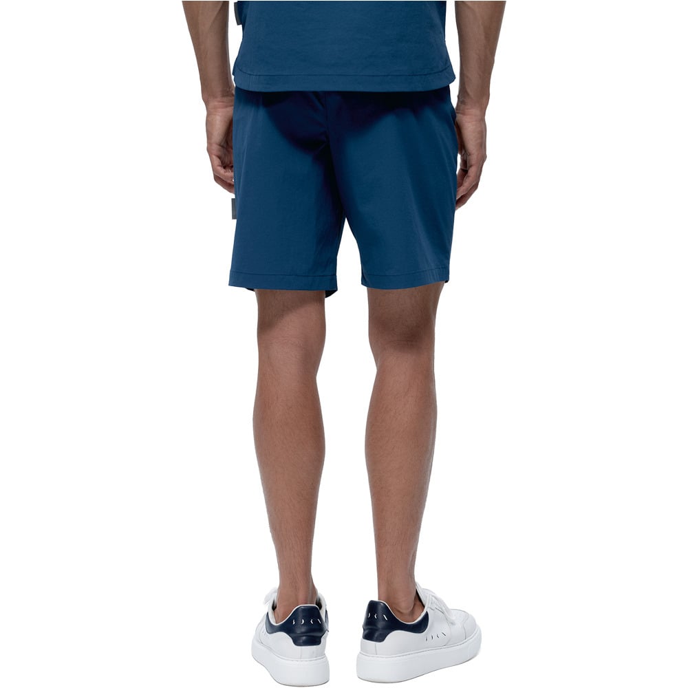 Born Living Yoga pantalón corto fitness hombre GADIR AZUL vista trasera