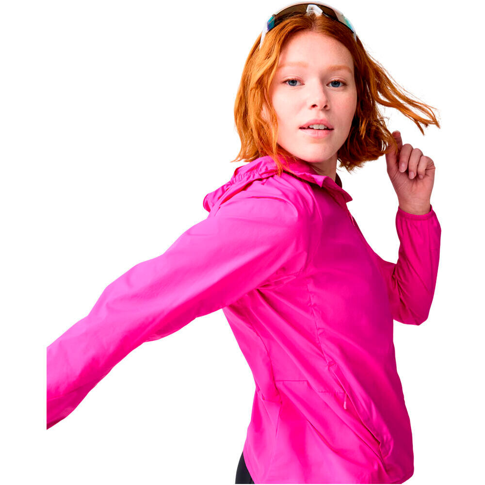 Brooks CHAQUETA RUNNING MUJER CANOPY PACKABLE ROSA vista detalle