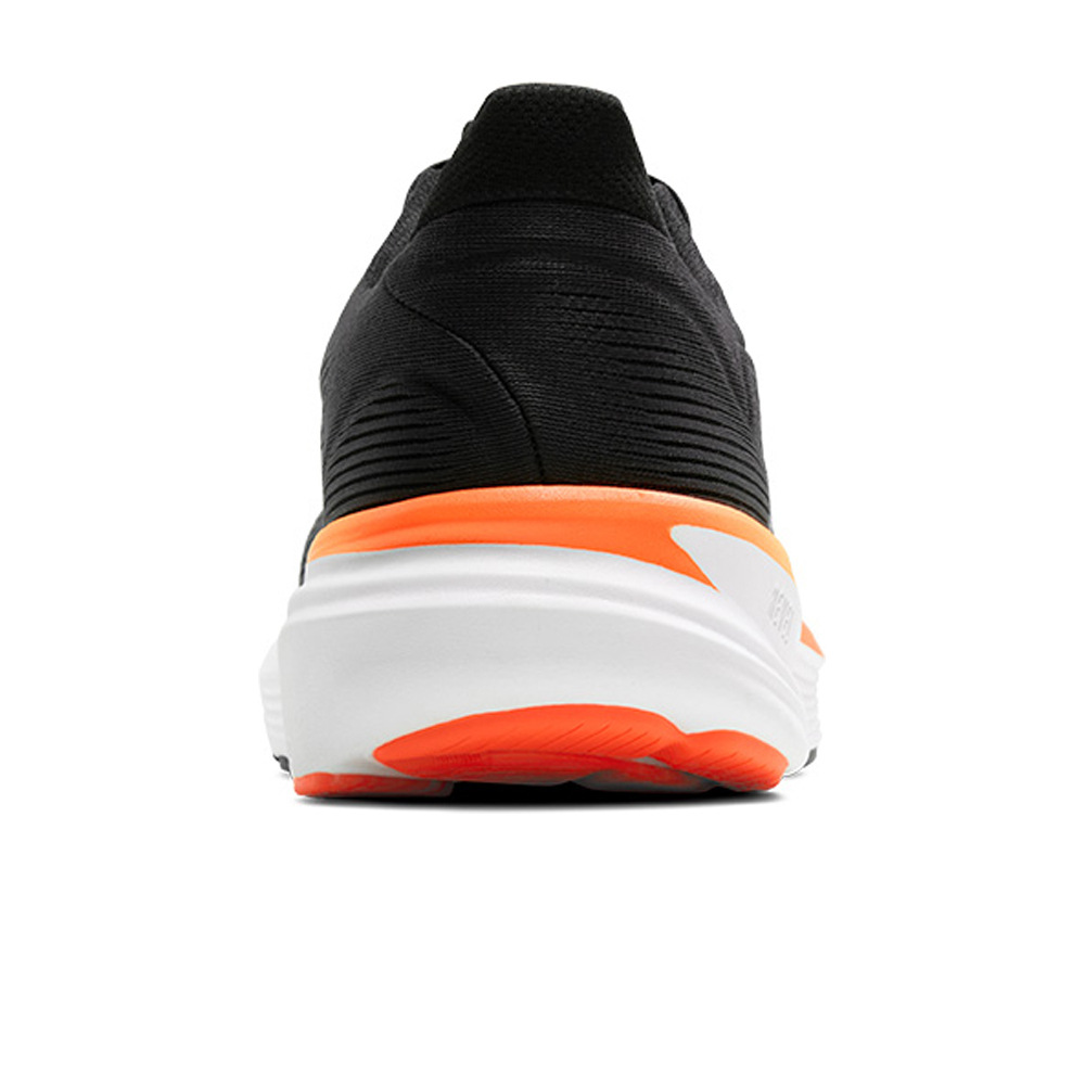 Brooks zapatilla running hombre REVEL 8 NEGRO vista trasera