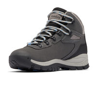 Columbia bota trekking mujer NEWTON RIDGE PLUS GRIS vista trasera