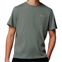 Columbia camiseta montaña manga corta hombre CSC Outdoor Back Graphic Tee VERDE vista frontal