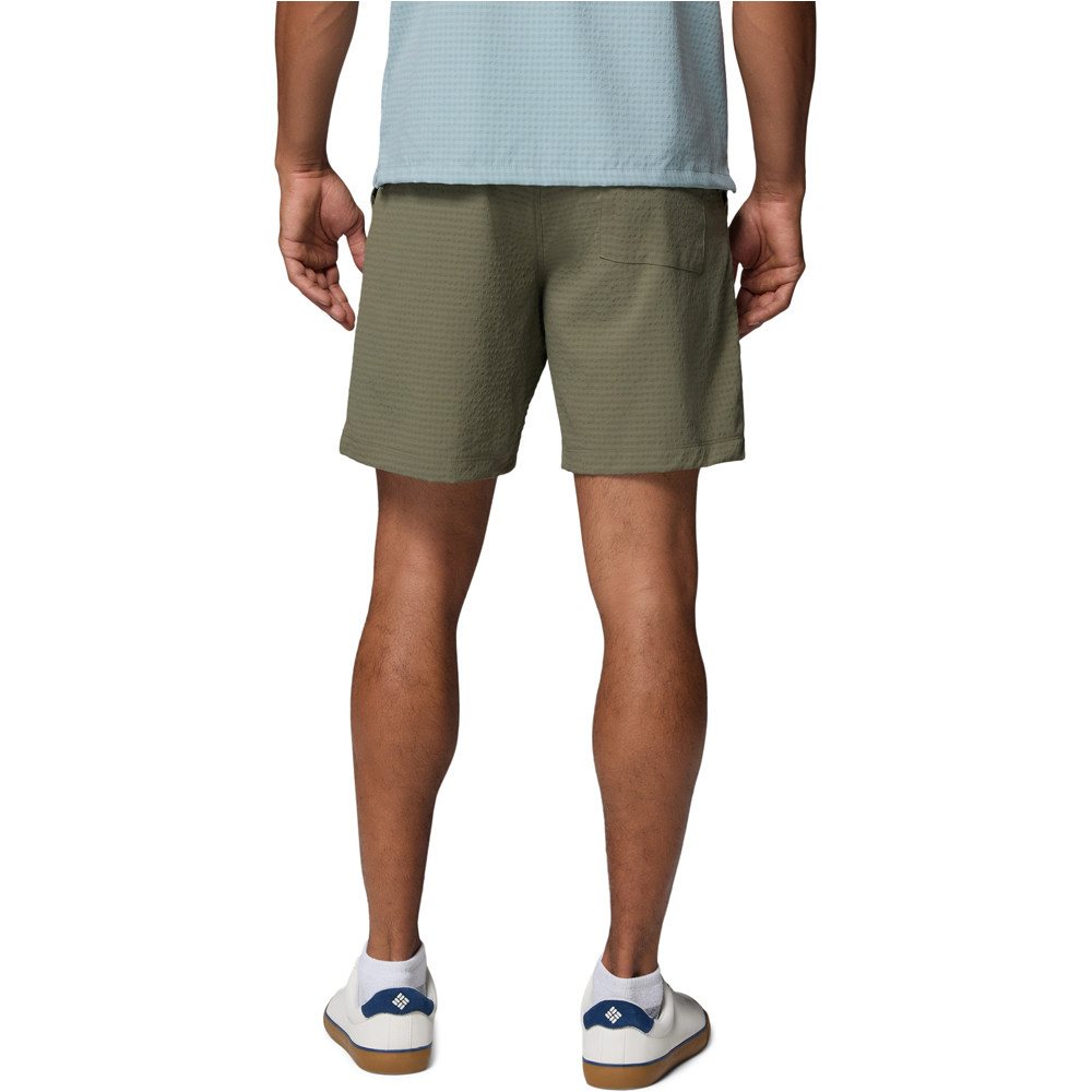Columbia pantalón corto montaña hombre UTILIZER VERDE vista trasera