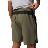 Columbia pantalón corto montaña hombre VITAL VALLEY VERDE 04