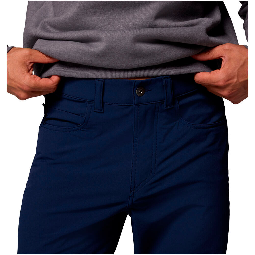 Columbia pantalón hombre ROC TECH 5 POCKET AZUL vista detalle
