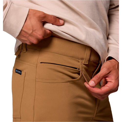 Columbia pantalón hombre ROC TECH MARRON