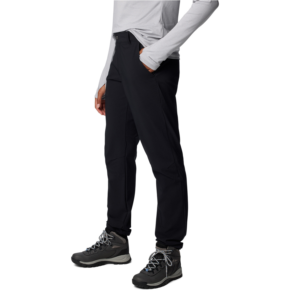 Columbia pantalón montaña mujer BACK BEAUTY 2.0 NEGRO vista detalle