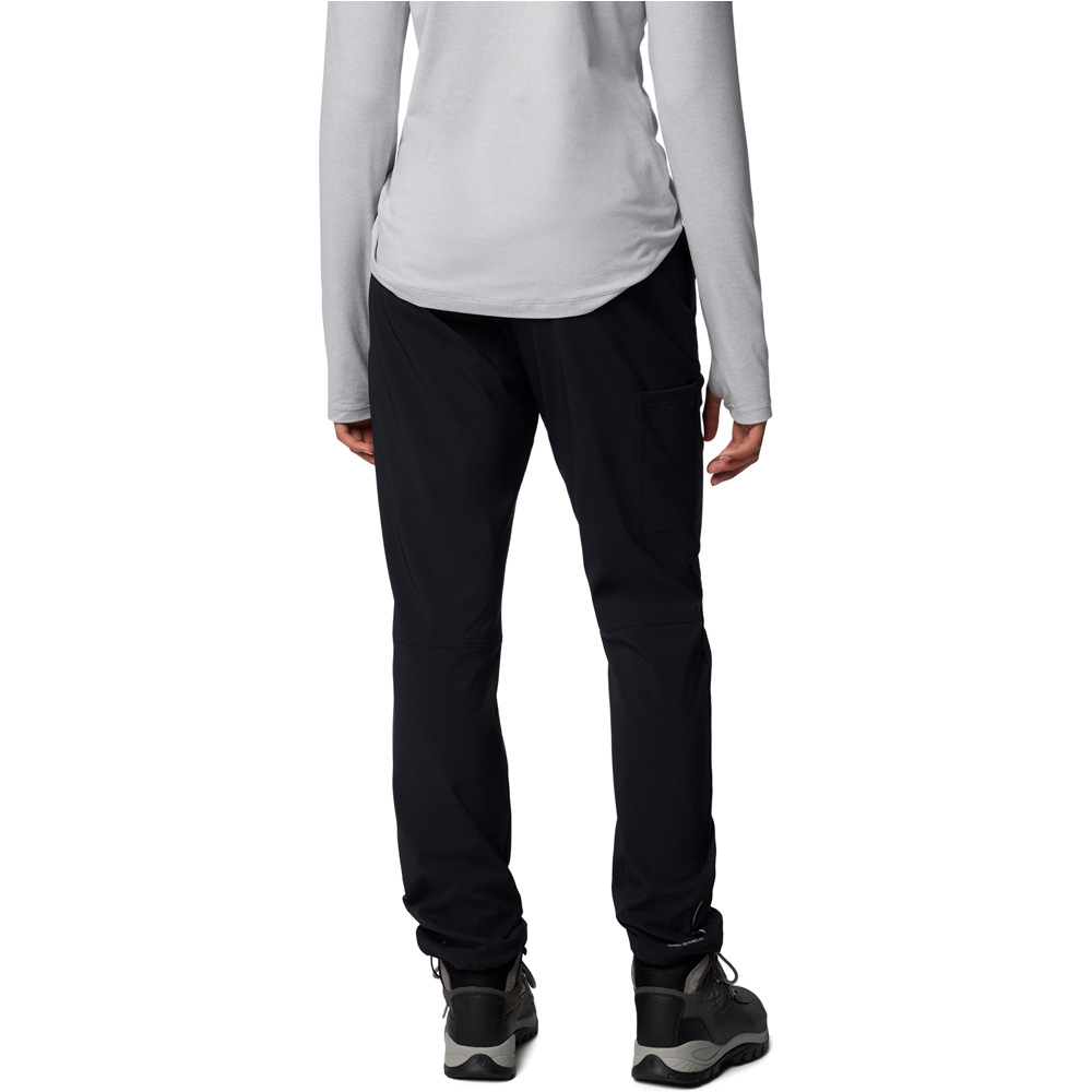 Columbia pantalón montaña mujer BACK BEAUTY 2.0 NEGRO vista trasera