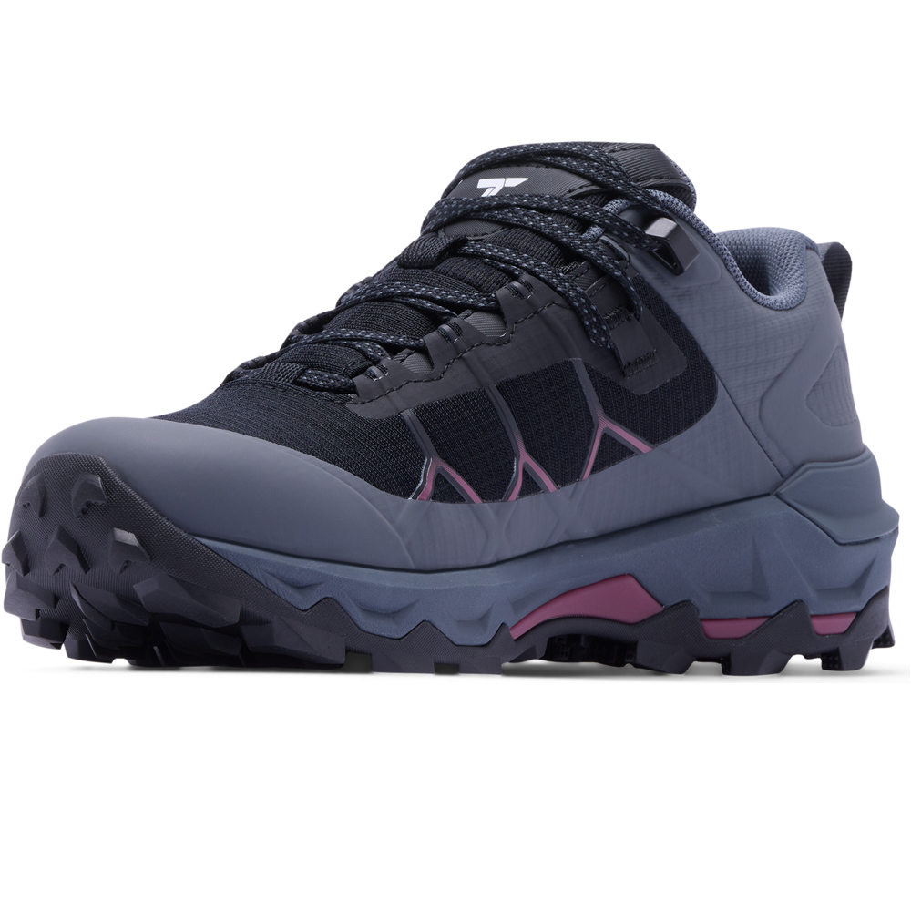 Columbia zapatilla trekking mujer PEAKFREAK TITANIUM OUTDRY NEGRO vista trasera
