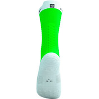 Compressport calcetines ciclismo PRO RACING SOCKS V4.0 BIKE VERDE vista detalle