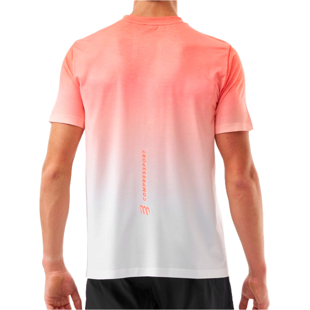 Compressport camisetas trail running manga corta hombre PERFORMANCE ROJO vista trasera