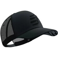 Compressport gorra running TRUCKER NEGRO vista frontal