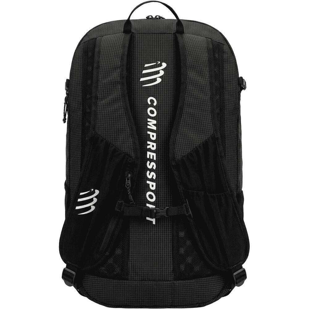 Compressport mochila deporte GLOBE RACER NEGRO 01