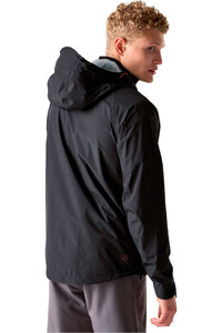 Dare2b chaqueta impermeable hombre TORREK BREATH OUT NEGRO vista trasera