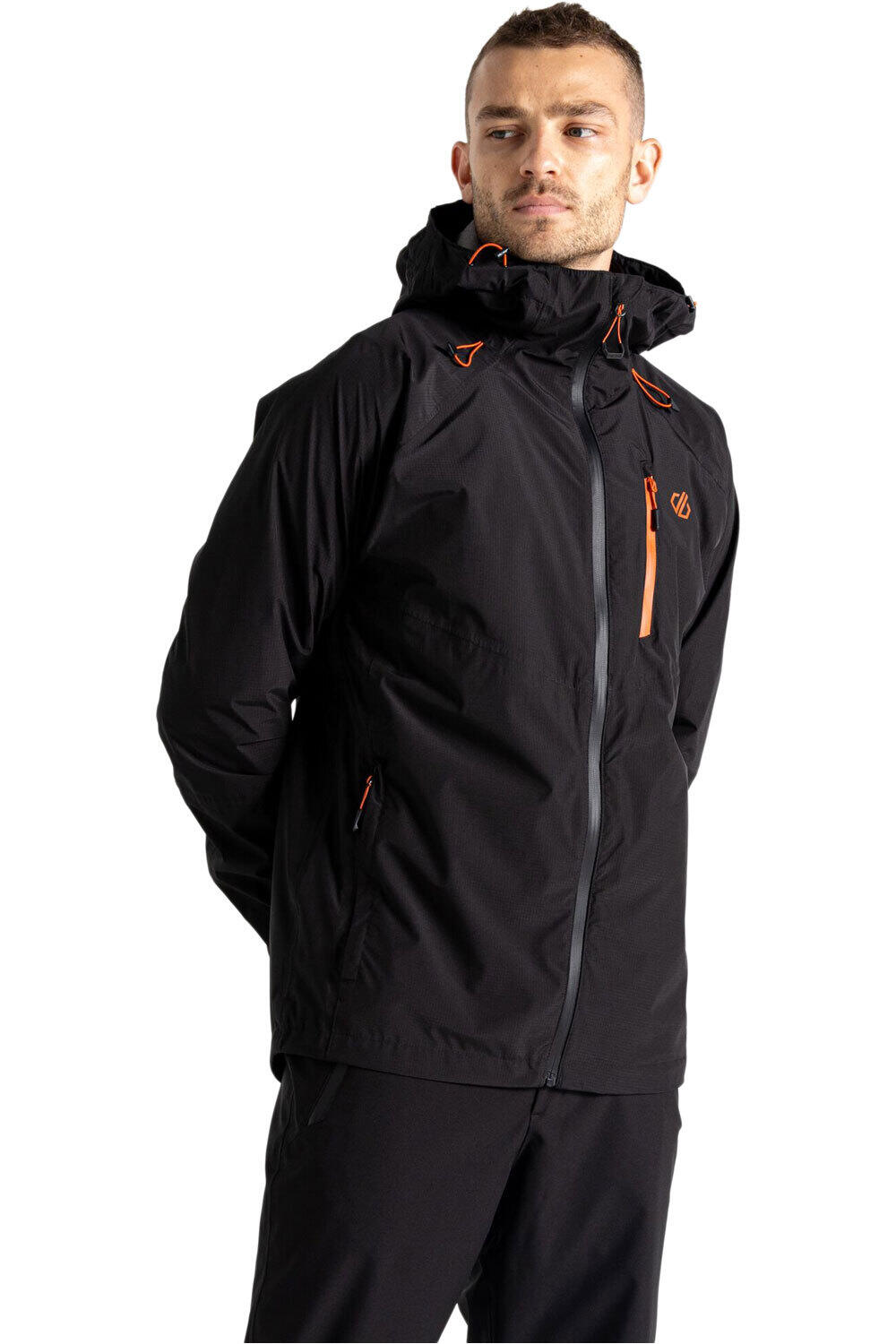 Dare2b chaqueta impermeable hombre TORREK BRTHE OUT NEGRO vista detalle