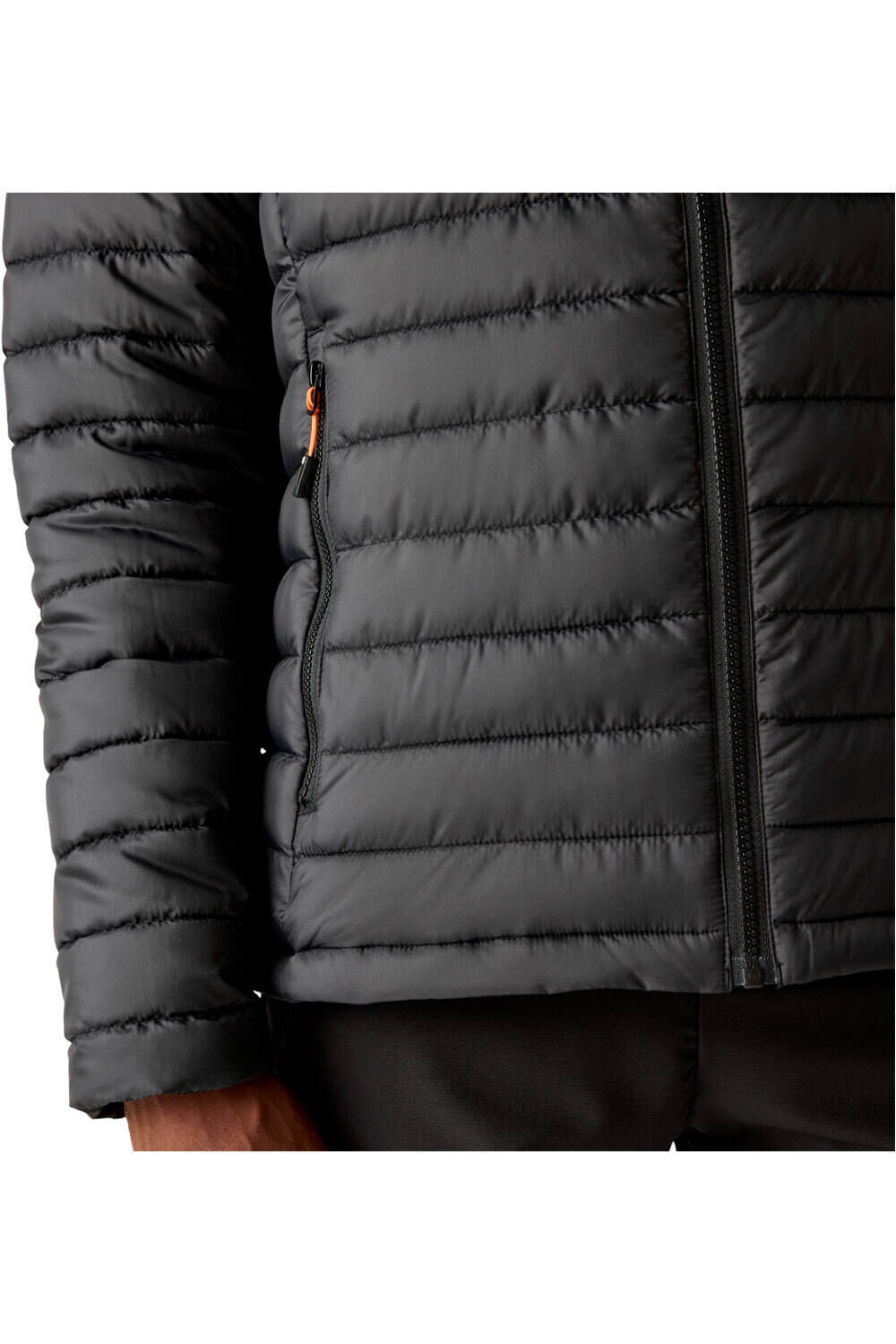 Dare2b chaqueta outdoor hombre AIRLITE NEGRO vista detalle