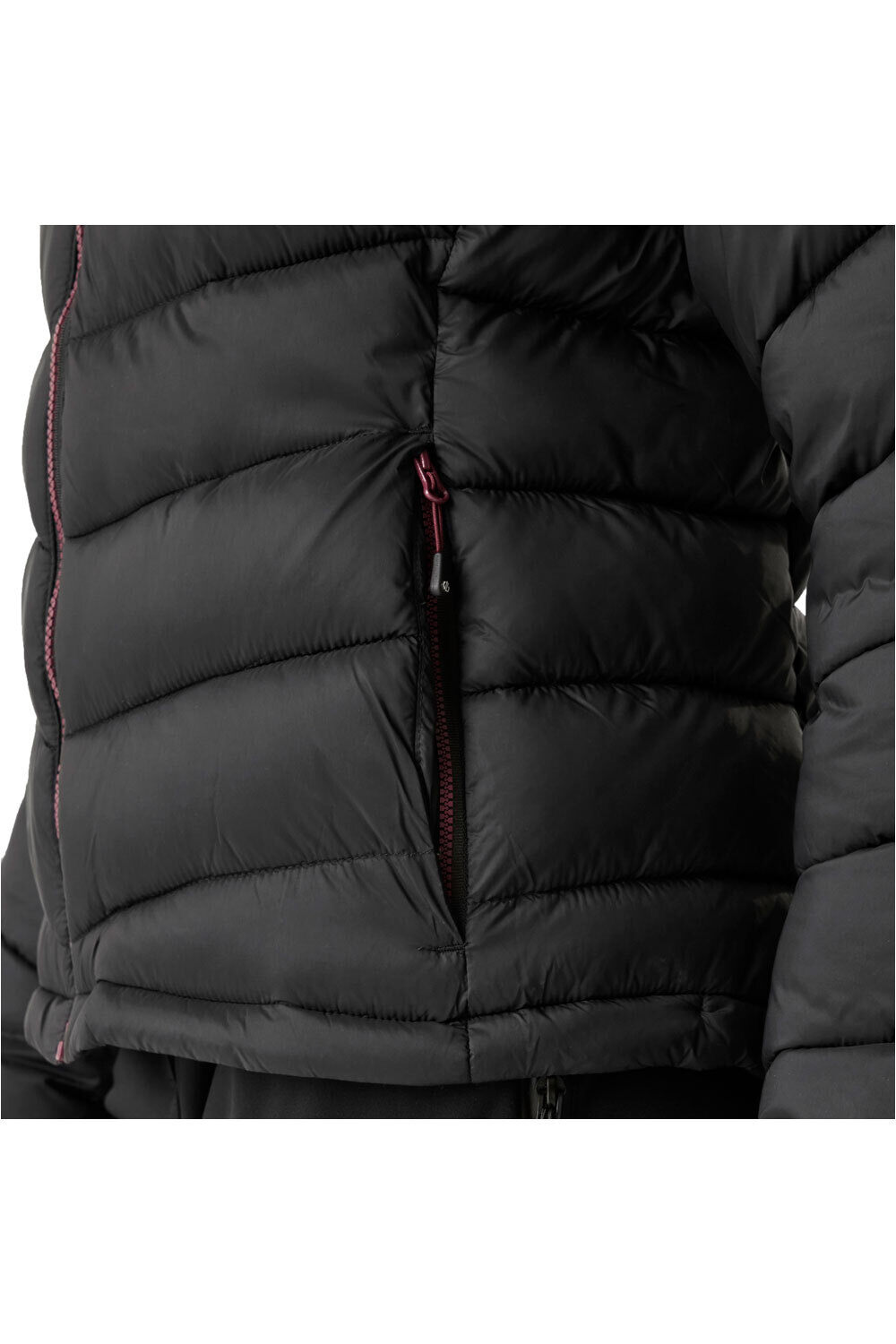 Dare2b chaqueta outdoor mujer TORREK NEGRO vista detalle