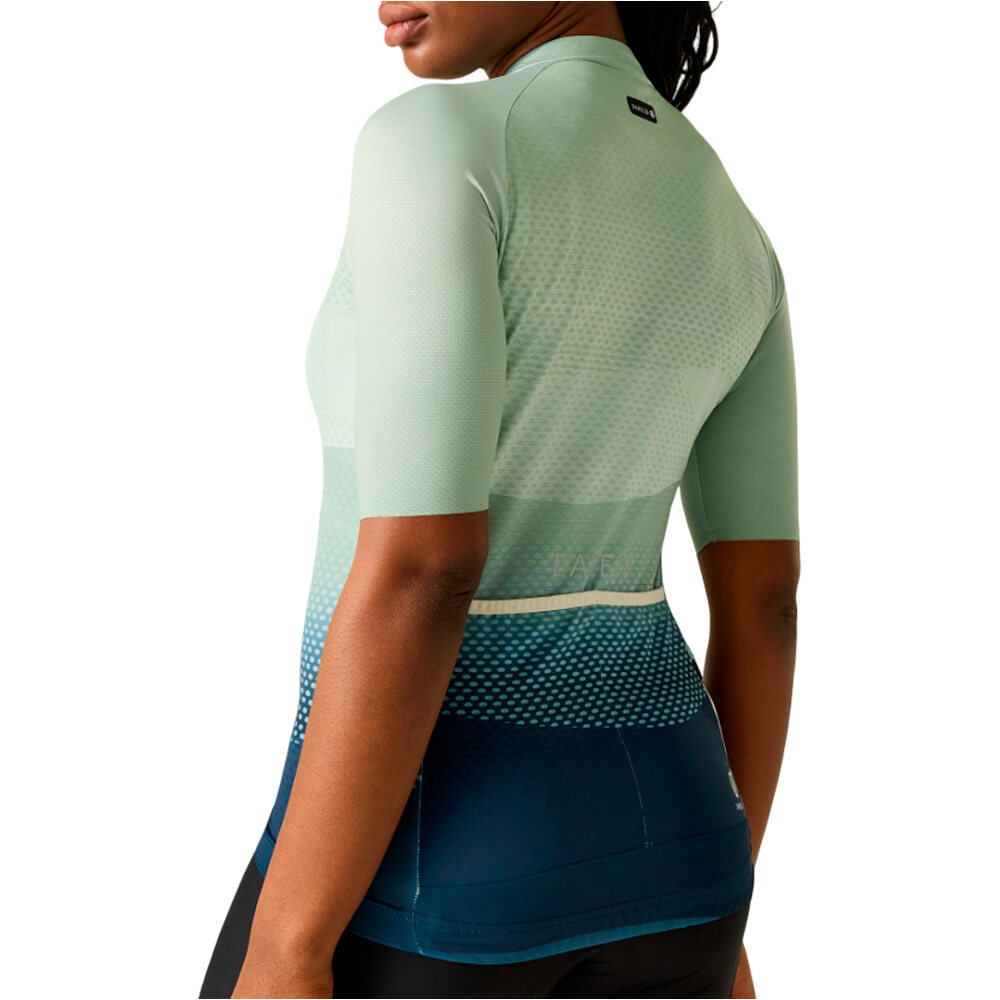 Dare2b maillot manga corta mujer LIGHTNINGS/SPRINT VERDE vista trasera