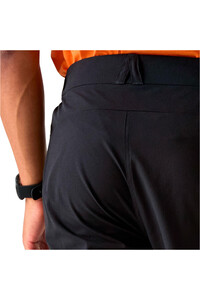 Dare2b pantalón corto montaña hombre TORREK LITE NEGRO vista detalle