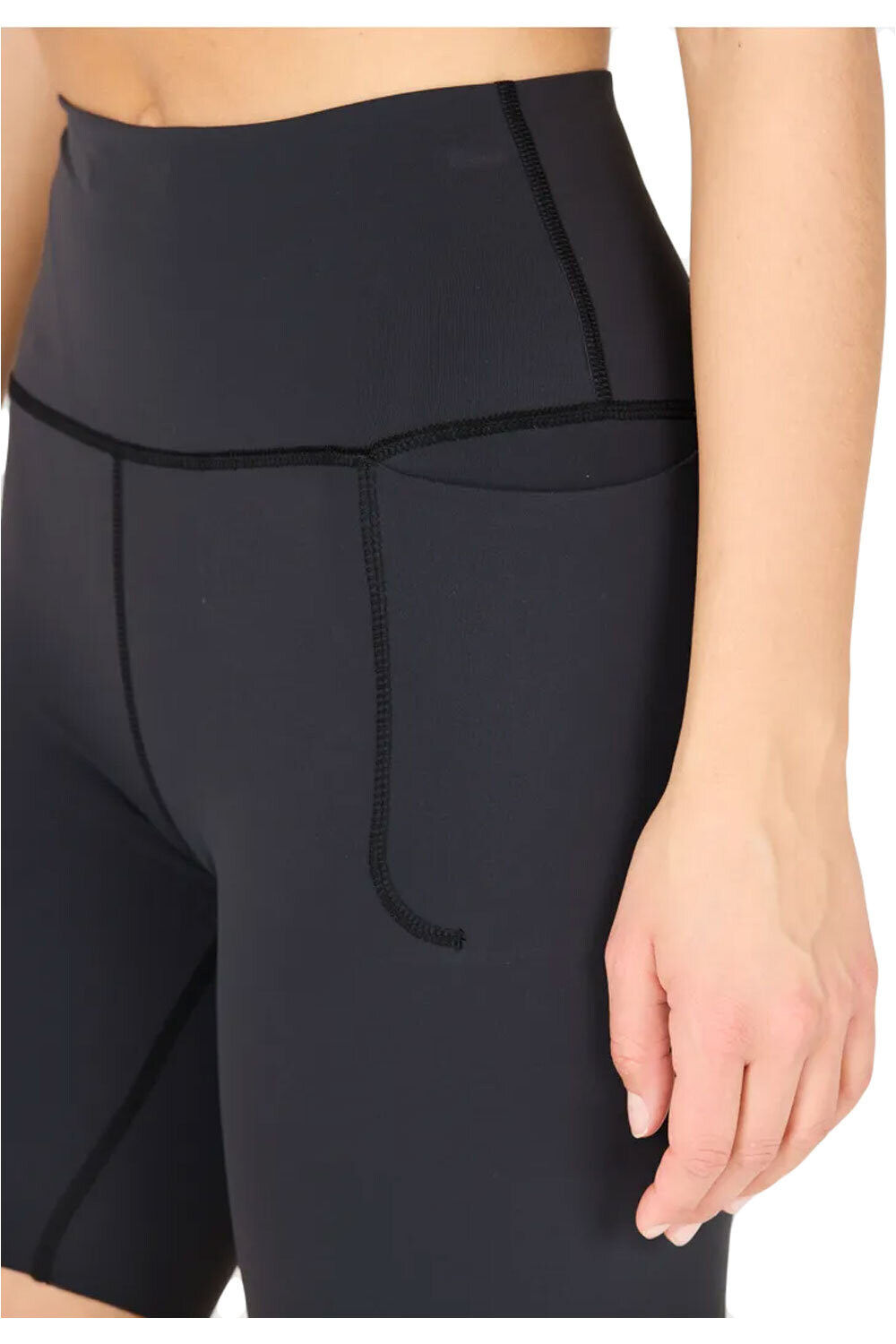 Endurance malla corta running mujer MOVE NEGRO vista detalle