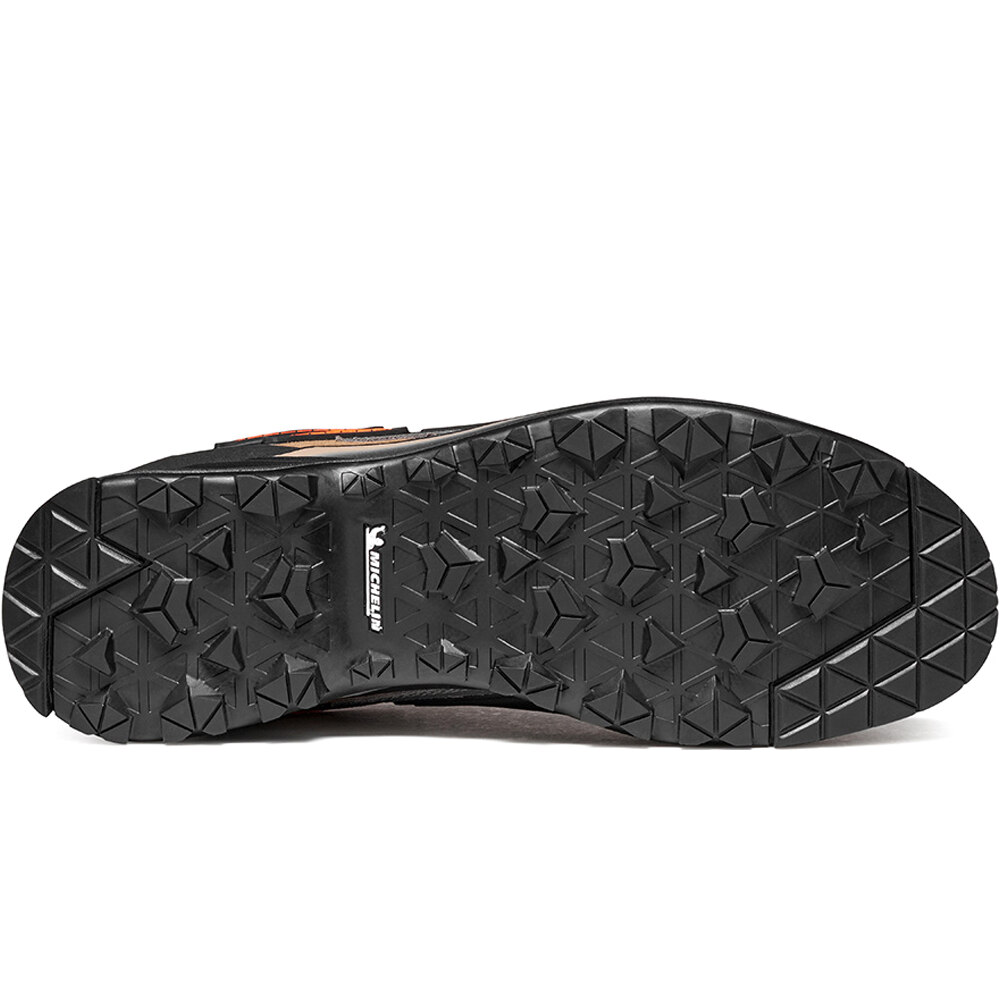 Garmont zapatilla trekking hombre AKRON GORE-TEX MARRON 05